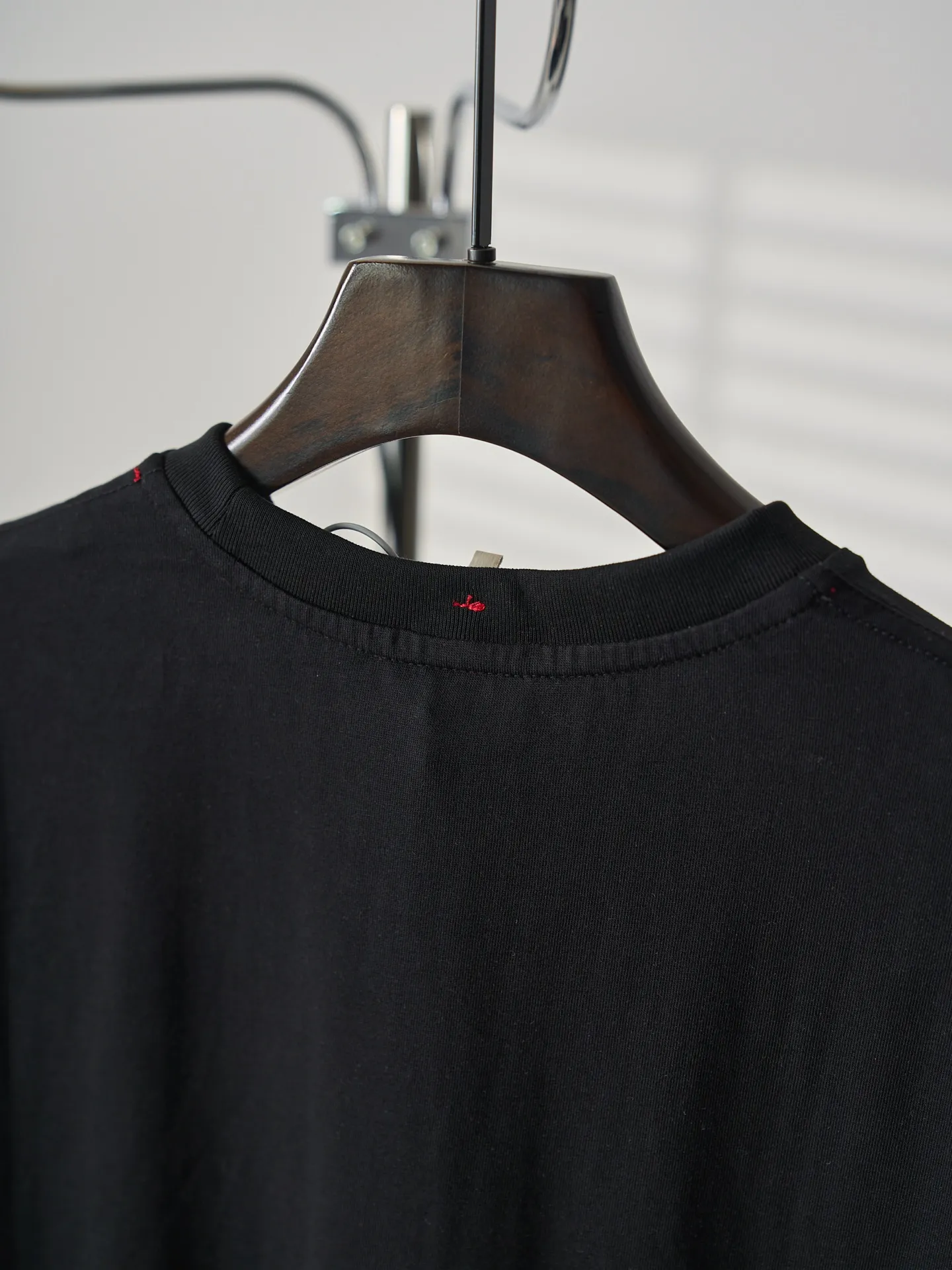 MONCLER/ T 【In Stock】S M L XL Authentic 3200 ，32 100% 230 ，1*1 380 ， ， ， 1：1 ， 1：1